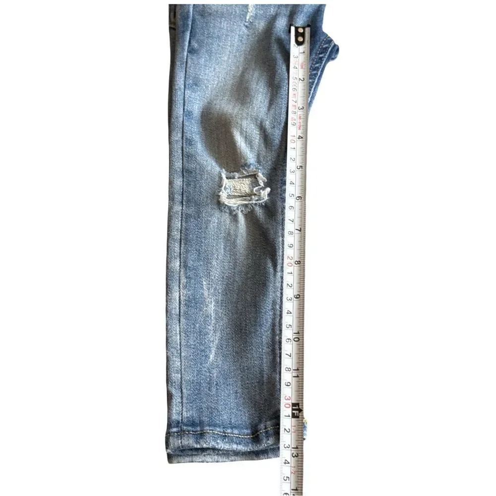 GAP DISTRESSED SKINNY JEANS. 3 YEARS OLD.